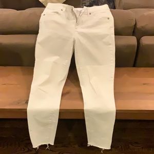 Ann Taylor Loft white jeans size 2